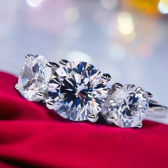 Certified 4ct. t.w. Diamond Three-stone Brilliant Cut Engagement Wedding Ring - Picture 1 of 15